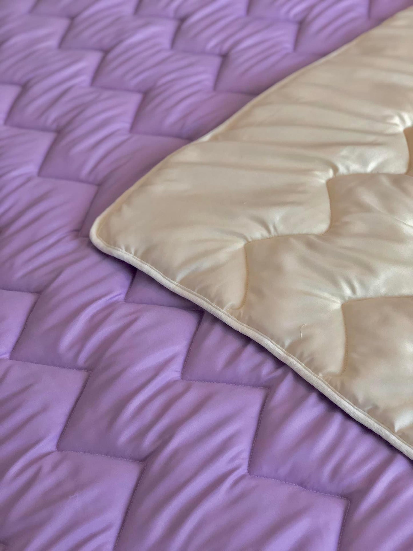 Jorgan 1025 lavanda 300gr/m2